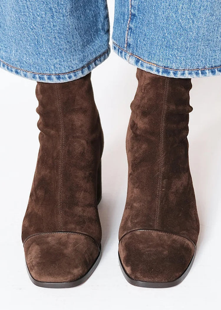 Bota Ante Tacón Cuadrado