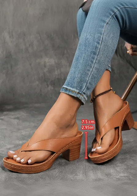 Elvira Sandalia Tacón Cuadrado