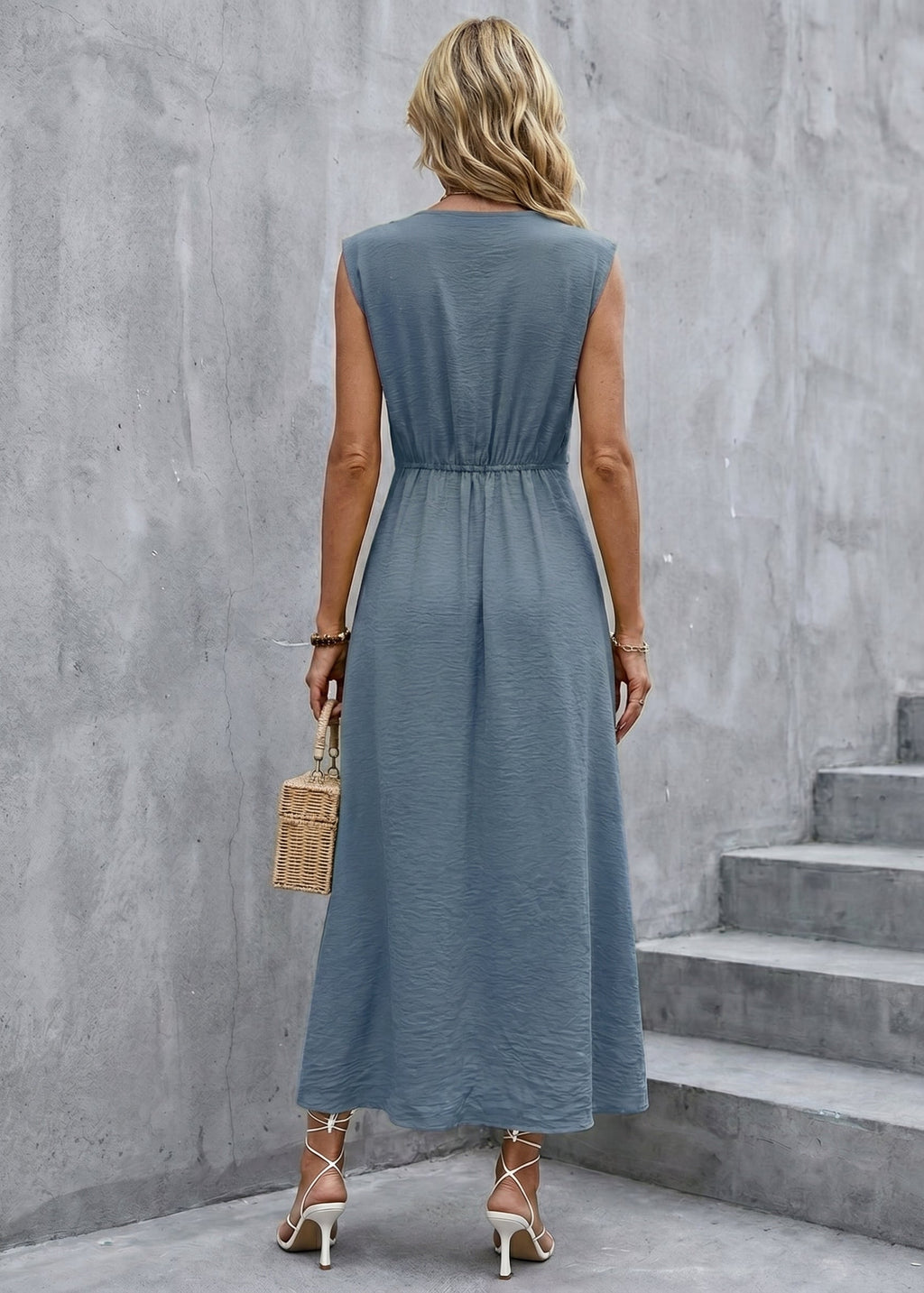 Lora Vestido Nudo